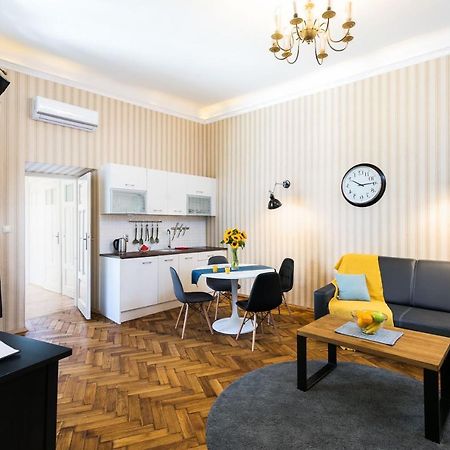 Exclusive Royal Apartments Krakow Exterior photo